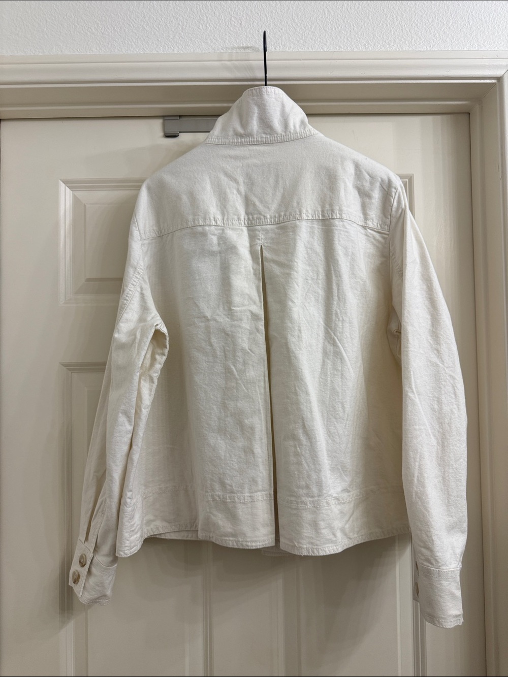 NWT LOFT Canvas Utility Jacket in White size Medium - Picture 2 of 6